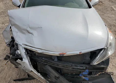 2013 Hyundai Sonata Se z USA, uszkodzony, nr VIN 5NPEC4AC2DH785143